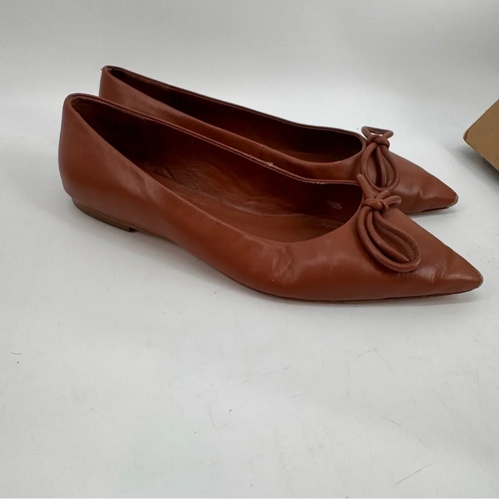 Larroude Lee Flat Caramel Leather 6.5